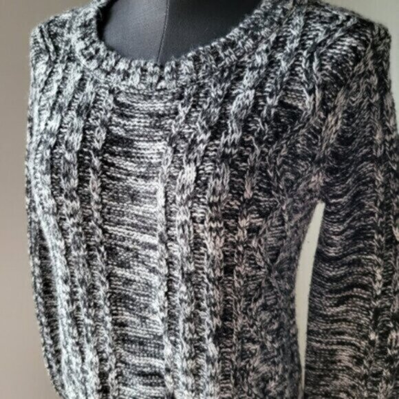 Streetwear Society Cable Knit Sweater women's sz M - Picture 3 of 4